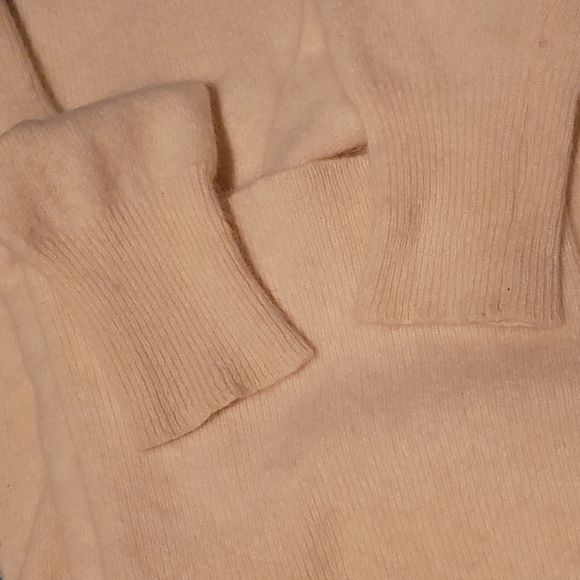 Vintage Pierre Cardin Sweater - Picture 6 of 9